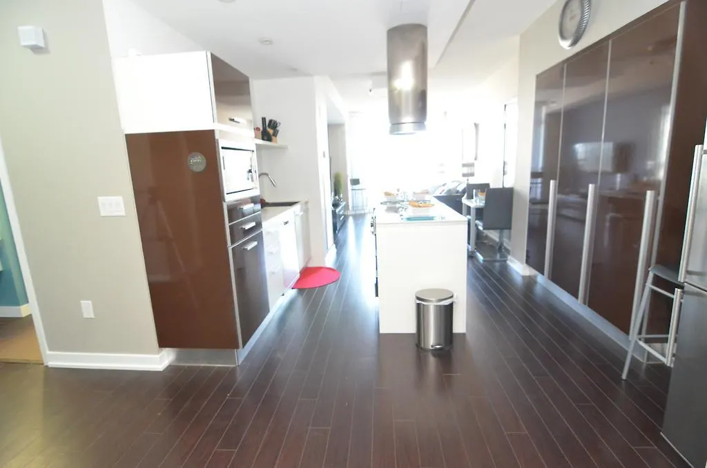 Holiday home Toronto Escape - Lakeshore- 38 Dan Leckie Way