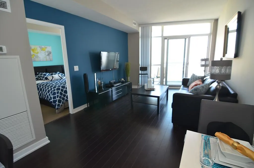 Toronto Escape - Lakeshore- 38 Dan Leckie Way Holiday home