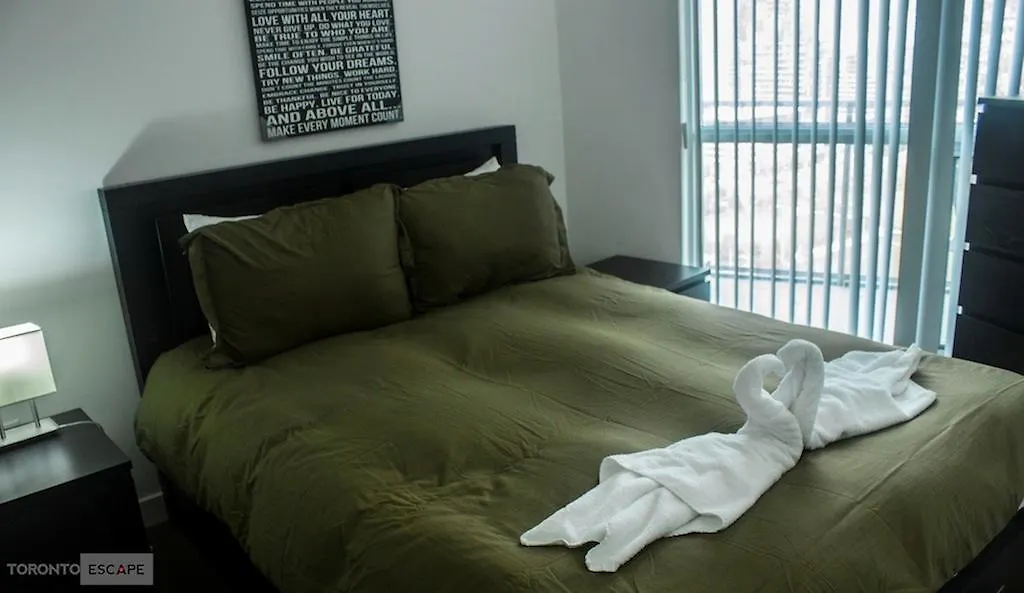 Holiday home Toronto Escape - Lakeshore- 38 Dan Leckie Way