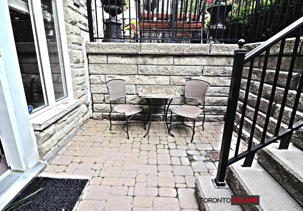 Holiday home Toronto Escape - Lakeshore- 38 Dan Leckie Way