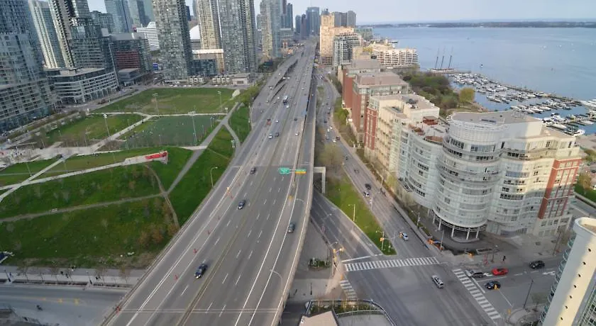 Toronto Escape - Lakeshore- 38 Dan Leckie Way 0*,  Kanada
